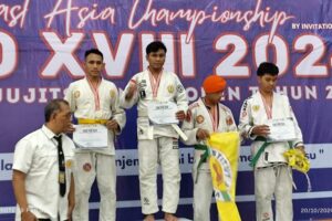 Wajih Ikli Syaf Mahasiswa ITN Malang saat mendapat Juara 1 Kejuaraan Jujitsu Unesa Open 2024, se-Asia Tenggara